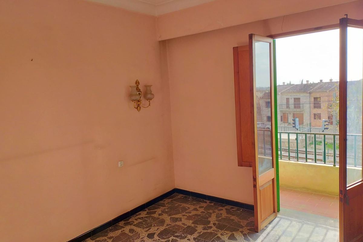 Bright apartment on the 2nd floor in Lloseta
