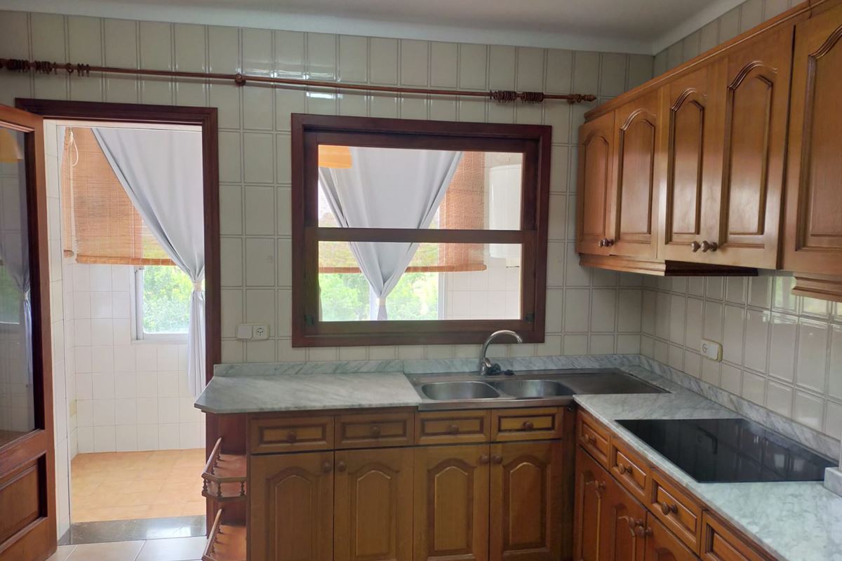 For rent: first flor flat in Santa Eugenia