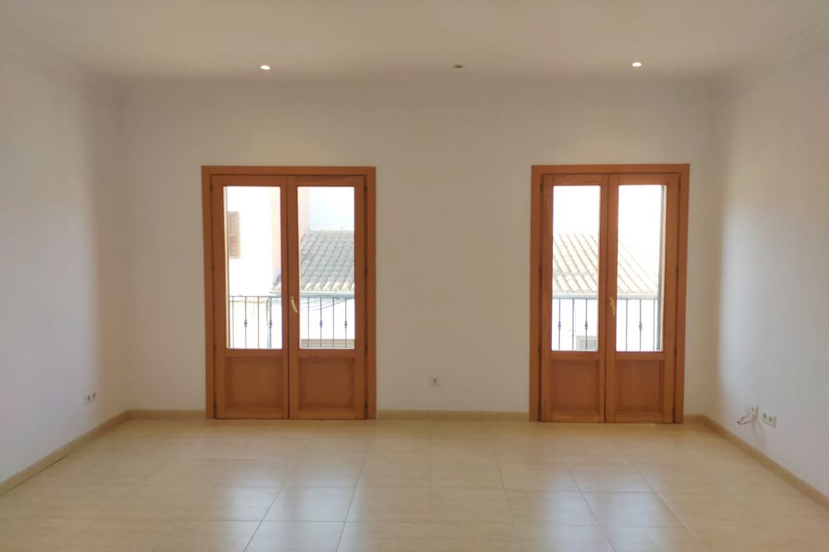 Nice apartment in Santa Maria del Cami