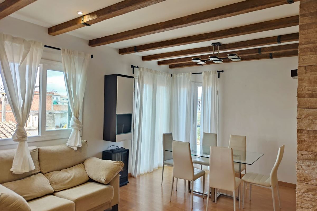 For rent: apartment on the second floor in Santa Maria del Cami